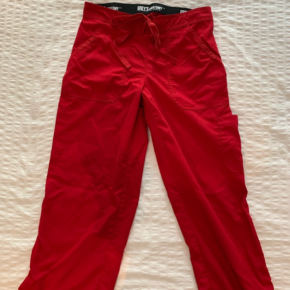 Greys Anatomy scrub pants!